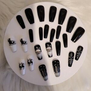 New 24pc false Christmas nails